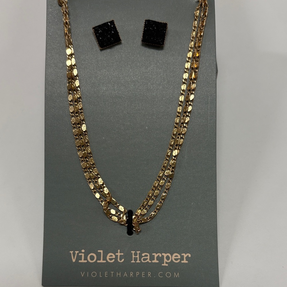 Gold and Black Necklace Set